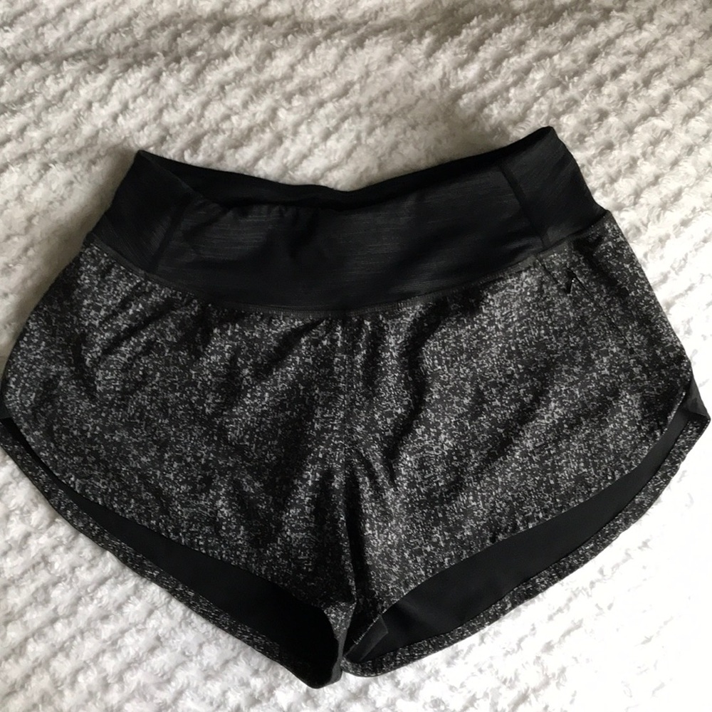 Outdoor Voices Hudson shorts